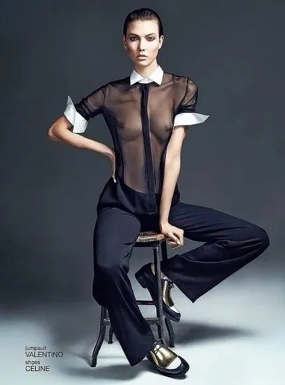 కార్లీ క్లోస్ టిట్స్