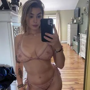 Đồ lót khỏa thân Wet Kitty