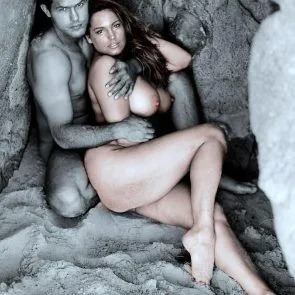 Kelly Brook nackt mit Freund