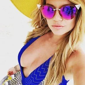 చానెల్ వెస్ట్ కోస్ట్ బికినీ