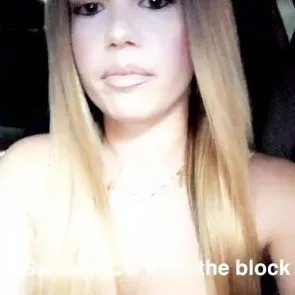 చానెల్ వెస్ట్ కోస్ట్ నగ్న వక్షోజాలు