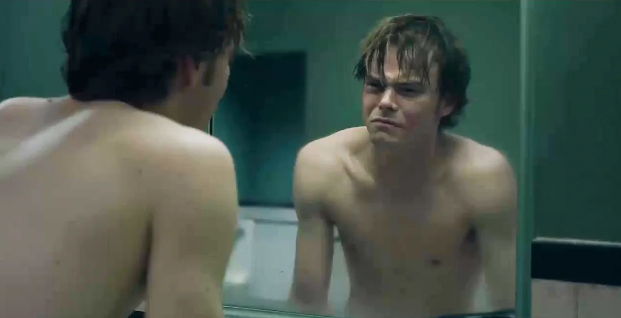 Charlie Heaton jerk off