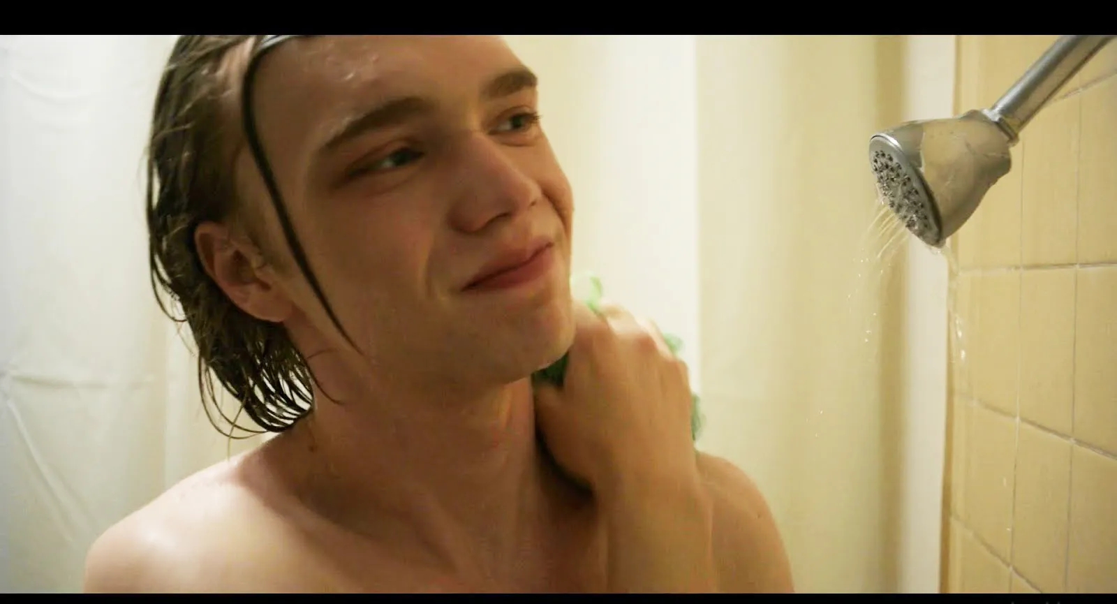 Charlie Plummer jerk off