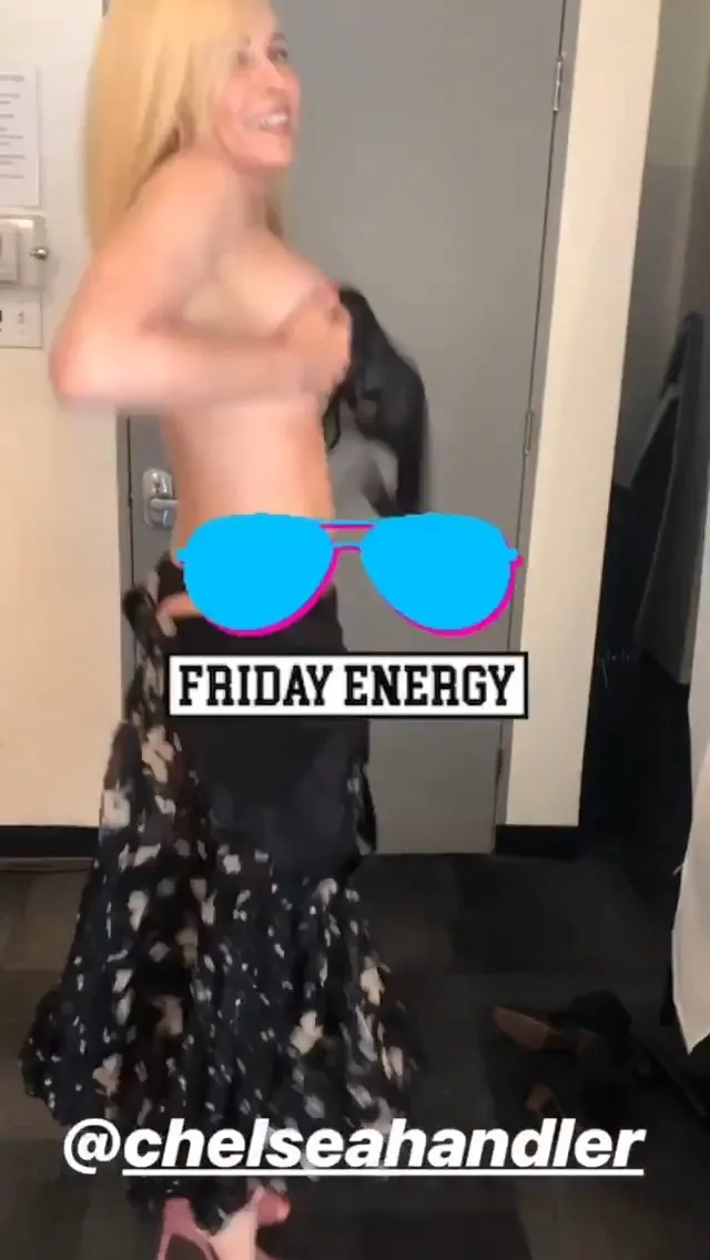 چیلسی چھاتی (11 تصاویر اور فلمیں) استعمال کرتی ہے