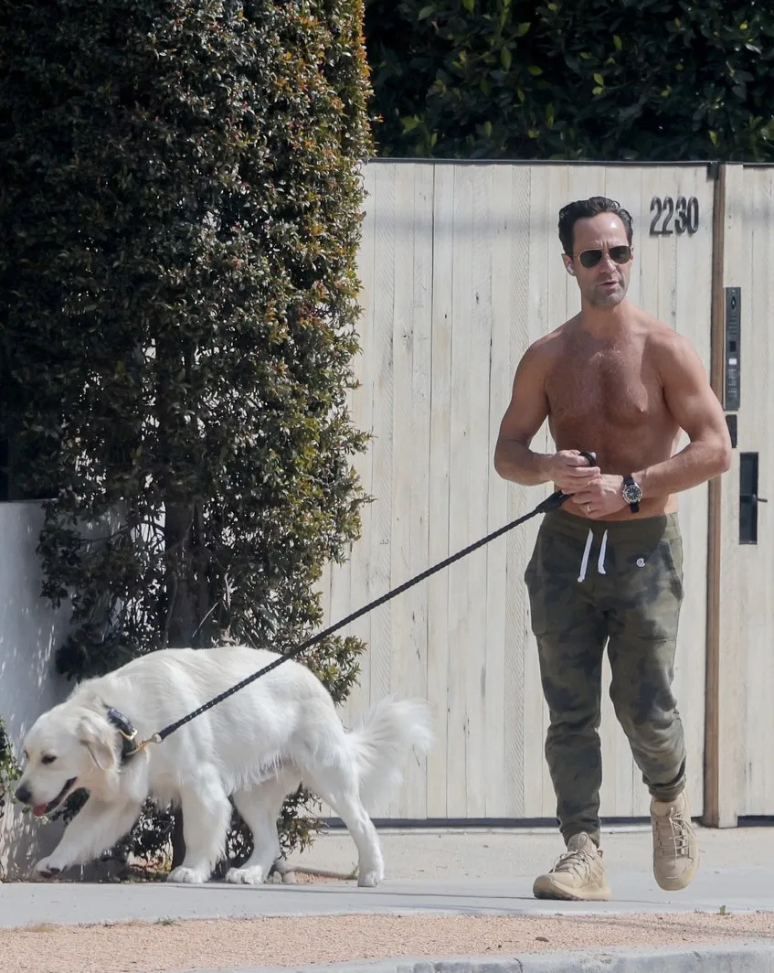 Chris Diamantopoulos porn