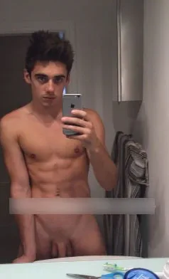 Chris Mears Nude