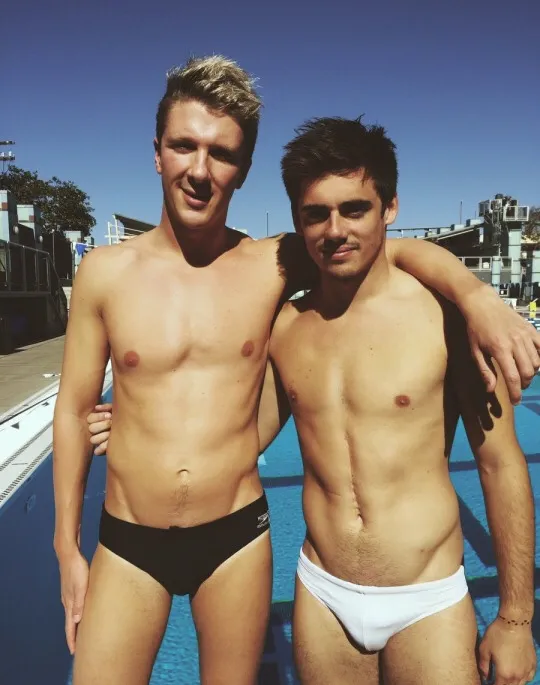 -జిహ్ క్రిస్ మార్తా డి - రంగు