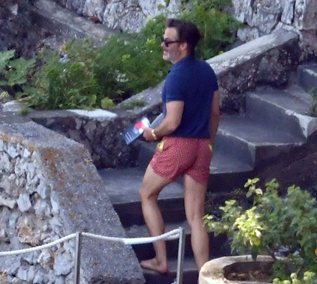 Chris Pine paparazzi