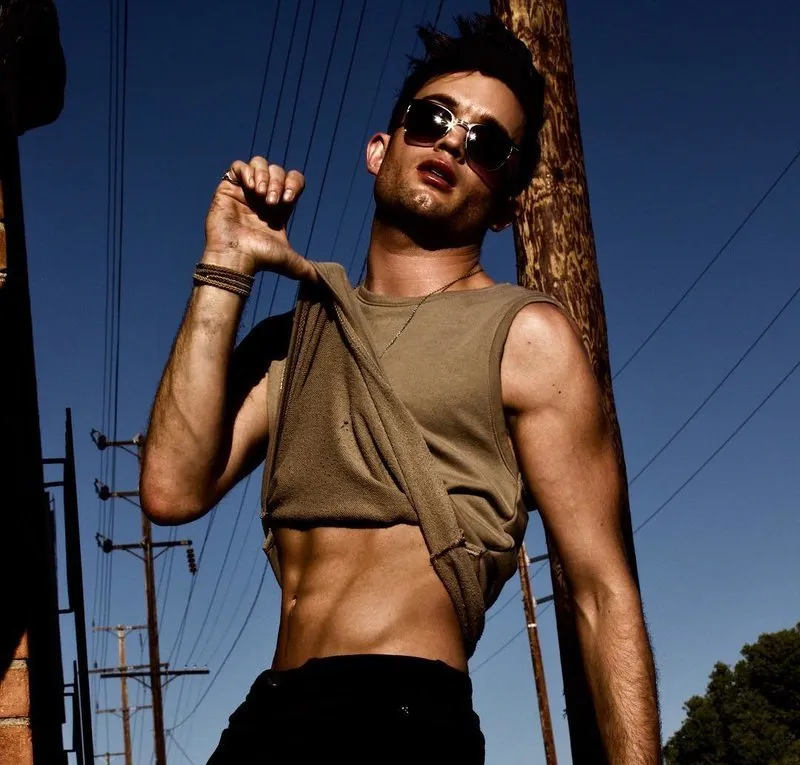 Chris Trousdale gay porn