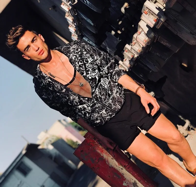 Chris Trousdale sexy