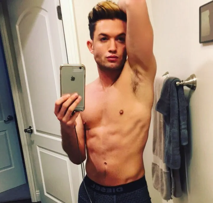 Chris Trousdale leaked nude