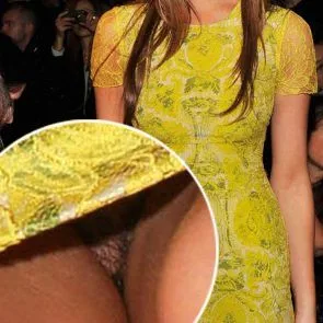 כריסי טייגן להחליק לכוס