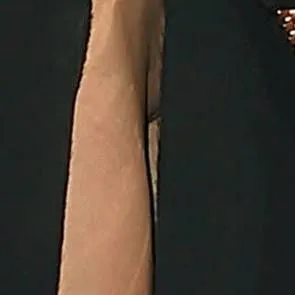 שפתיים כוסות נמרצות כריסות מקרוב