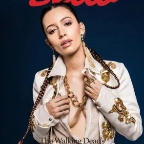 14-Christian-Serratos-Desnudo