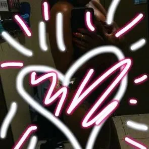 Christina Milian naken