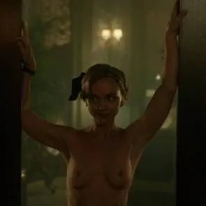 크리스티나-리치-누드 -3