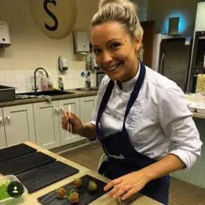 Finaliste de Masterchef Claire Hutchings Nude Private Pussy Pics