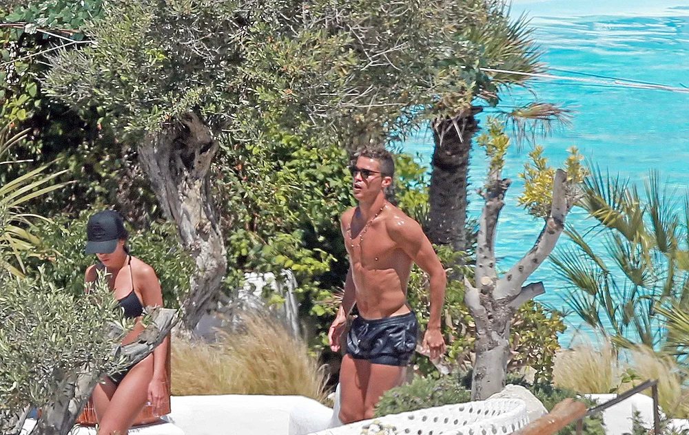 Cristiano Ronaldo Nude