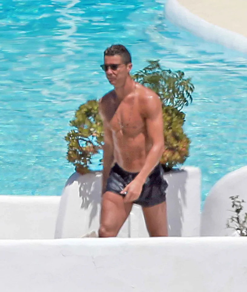 Cristiano Ronaldo ja tema tüdruksõber Ibizas
