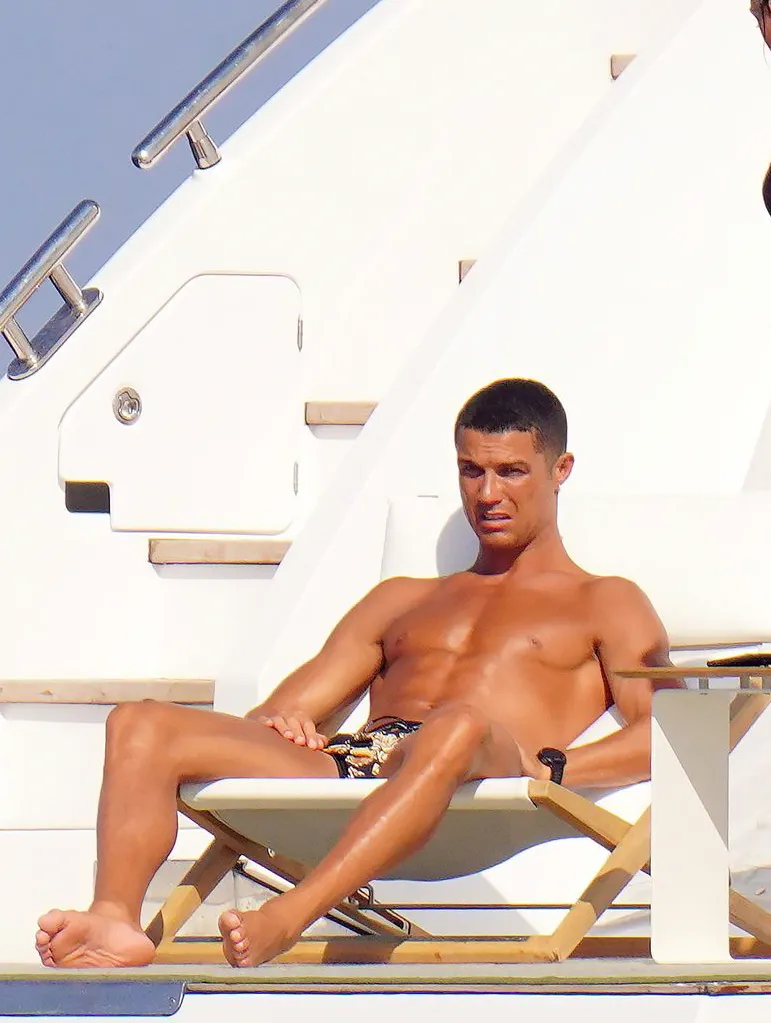 Cristiano Ronaldo jerk off