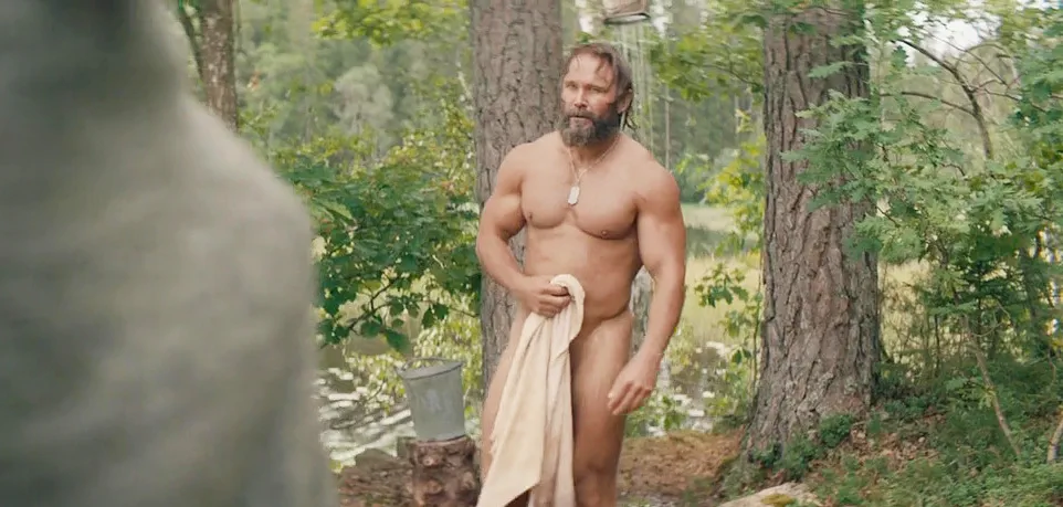 Daniel Stisen naked photos