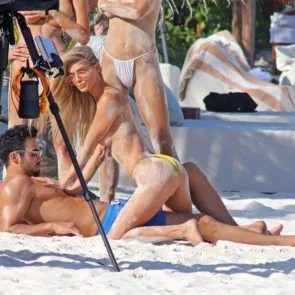 Danielle Knudson röv