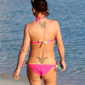 06-Даніелла-Вестбрук-топлес-сиськи-ню