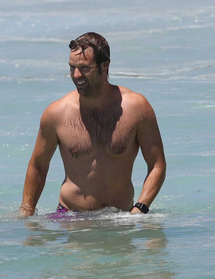 Danny Clayton paparazzi