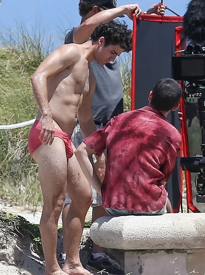 Darren Criss Nude