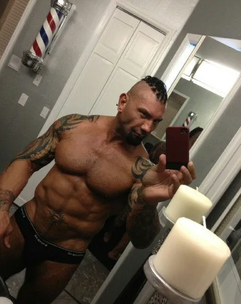 Dave Bautista penis shos