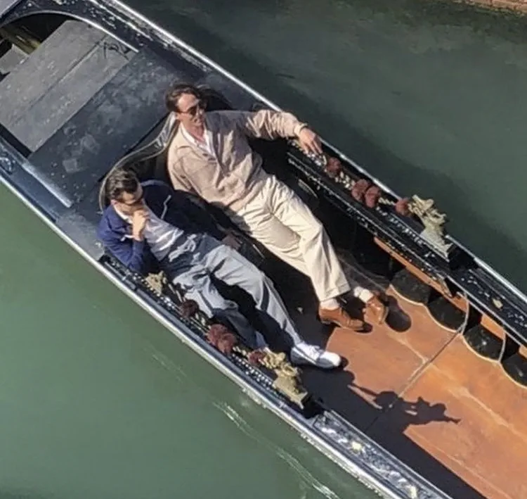 Harry Styles gay scenes