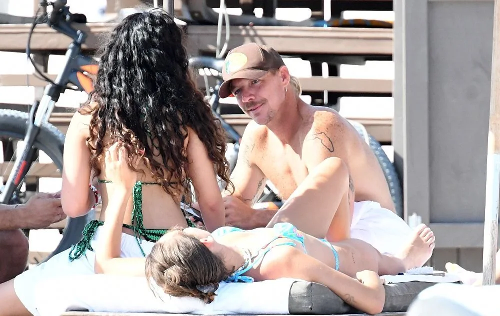 DJ Diplo bulge