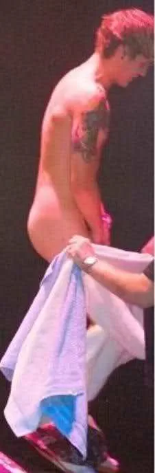 Dougie Lee Poynter naked