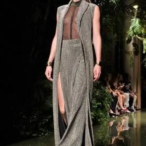 Doutzen Kroes Balmain अलमारी की खराबी