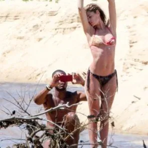 08-Doutzen-Kroes-Szexi-Topless