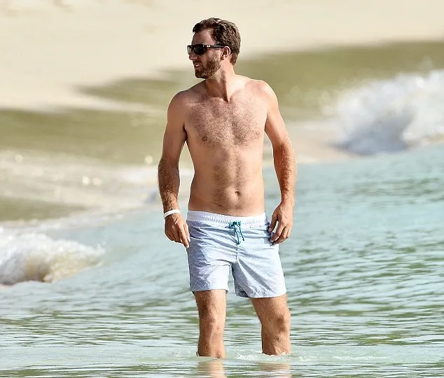 Dustin Johnson gay sex nude