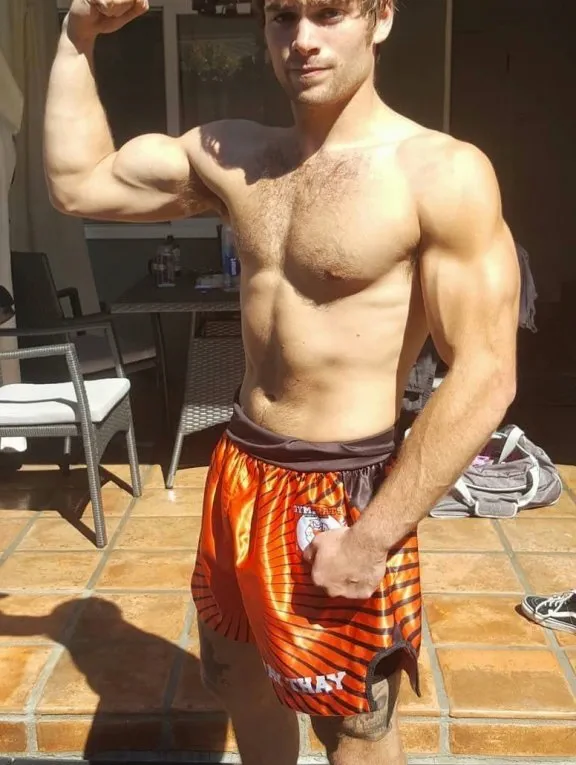 Dylan Sprayberry nude