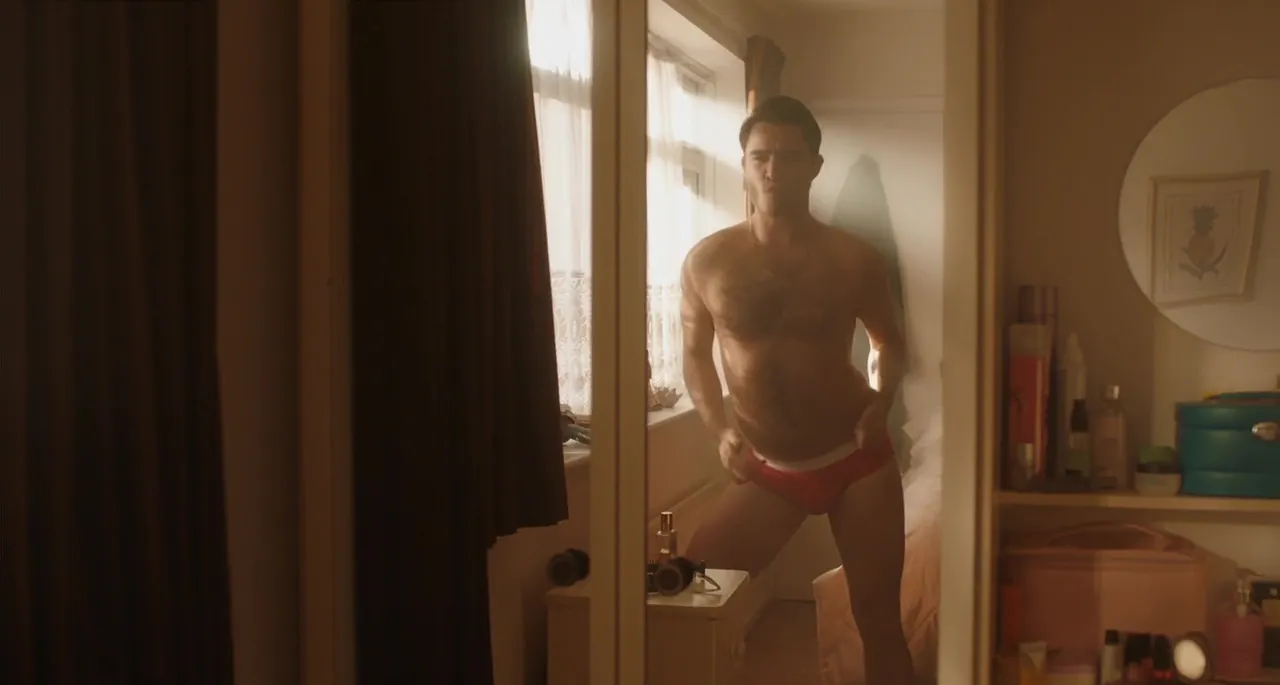 Ed Westwick nude scenes