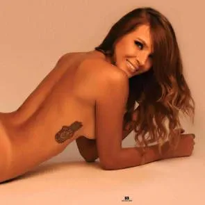 16-Elizabeth-Loaiza-akt-Playboy