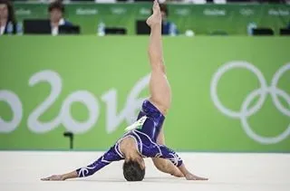 Flavia-Saraiva-Sexy-Hot-27