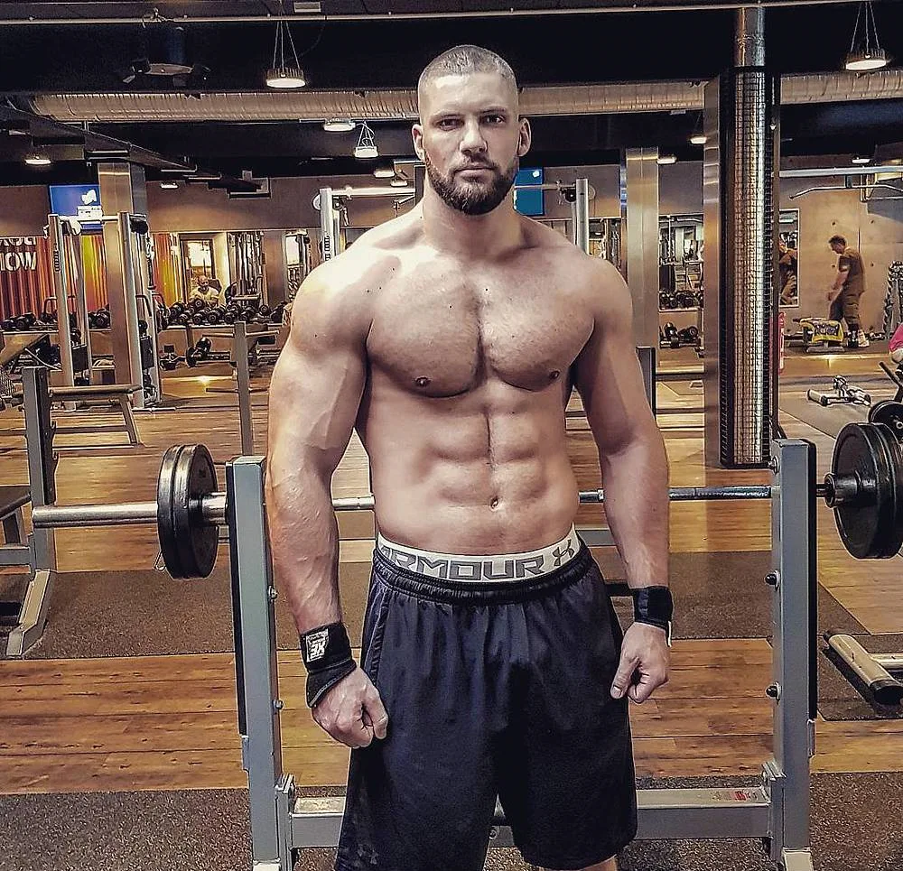 Florianas Monttio išleido raumenų inspektorių