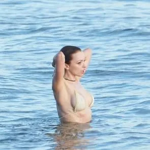 פרנצ'סקה-איסטווד -04