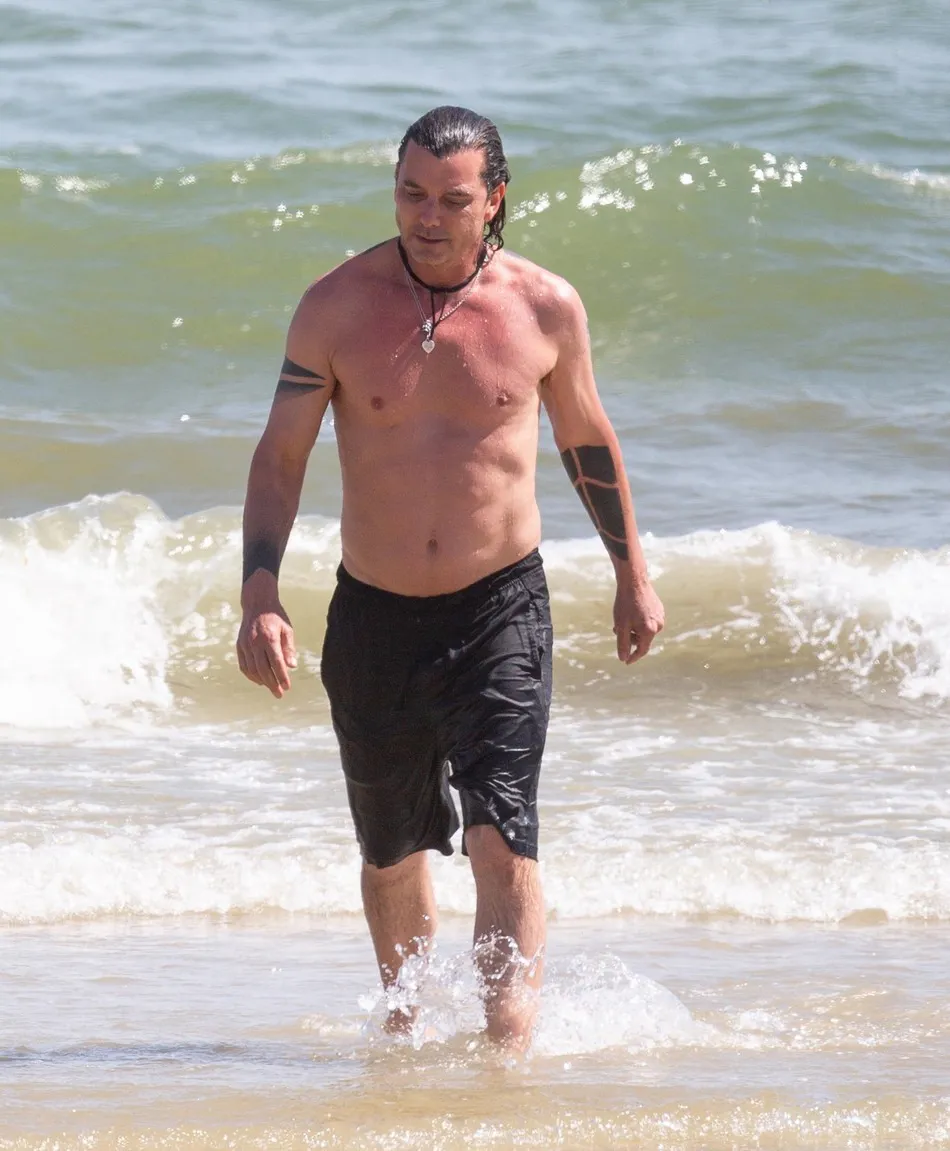 Gavin Rossdale shirtless
