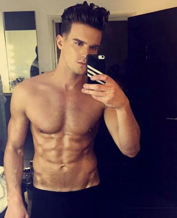 Gaz Beadle Nude