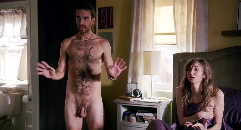 George Basil murrab alasti stseeni esiosas