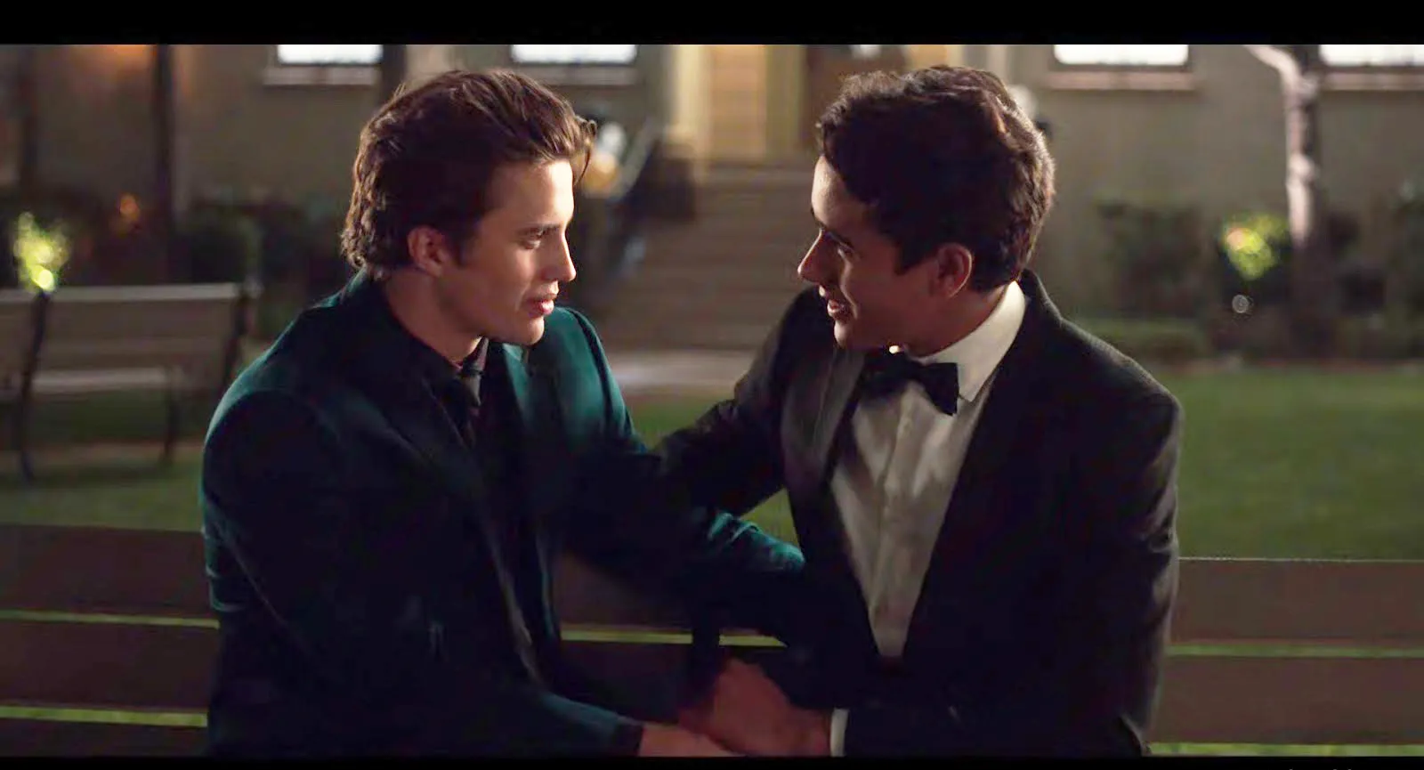 Я люблю Джорджа Сер - переможець теплого поцілунку