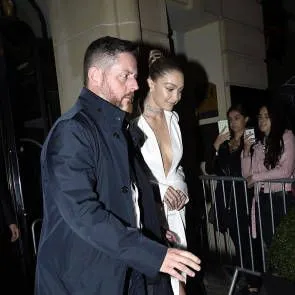 05-Gigi-Hadid-Braless