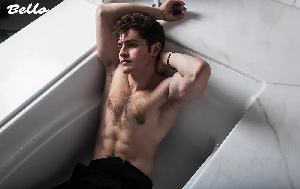 Gregg Sulkin shirtless pics