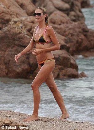 Heidi-Klum-Topless-17