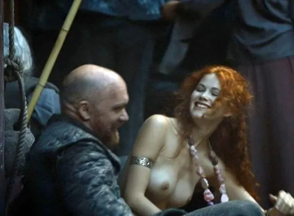 Heidi romanova çıplak & lezbiyen resimler